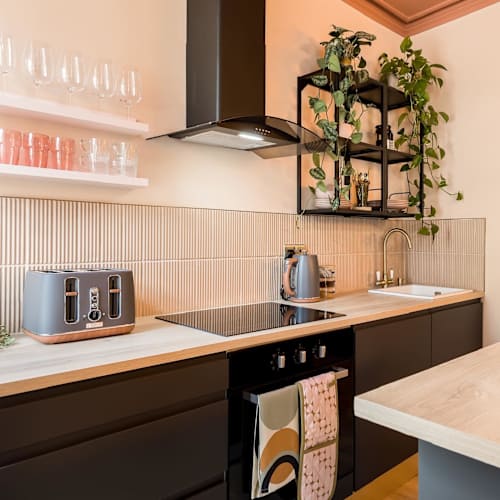 Bored of the same old hotels? 😴 

Come and stay at our newly refurbished apartment, 10 minutes from the beach!

Our gorgeous kitchen is just one of the reasons you’ll love it here!

staypeachyuk 

*
*
*
*
*
*
*
#staycationuk #bournemouth #staypeachy🍑 #travel #holiday #romantic #bookdirect #holidayhome #holidaycottage #familyfriendly #break #staycation #vacation #summerholidays #shortbreaks #getaway #weekendaway #luxury #boujee