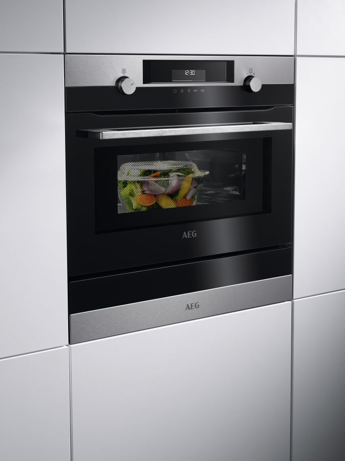 Aeg built best sale in microwave